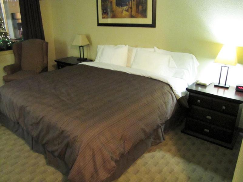 Quality Inn & Suites Winkler Ruang foto