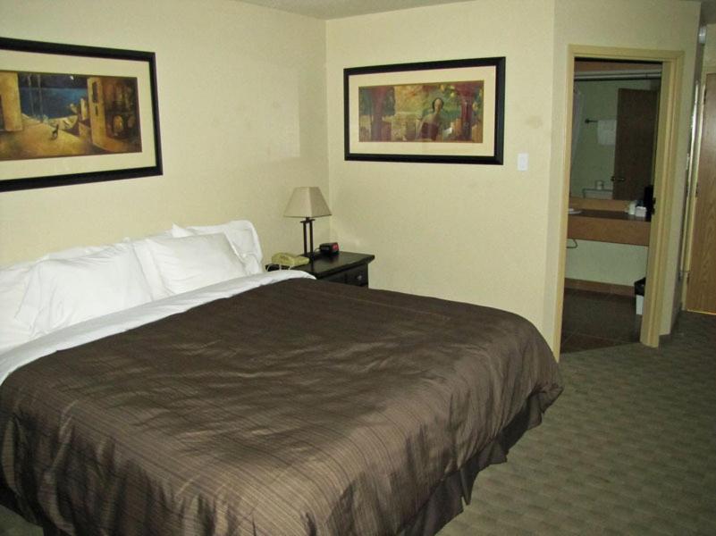 Quality Inn & Suites Winkler Ruang foto