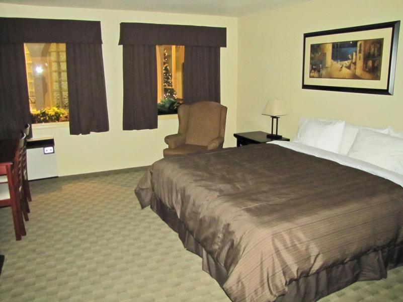 Quality Inn & Suites Winkler Ruang foto